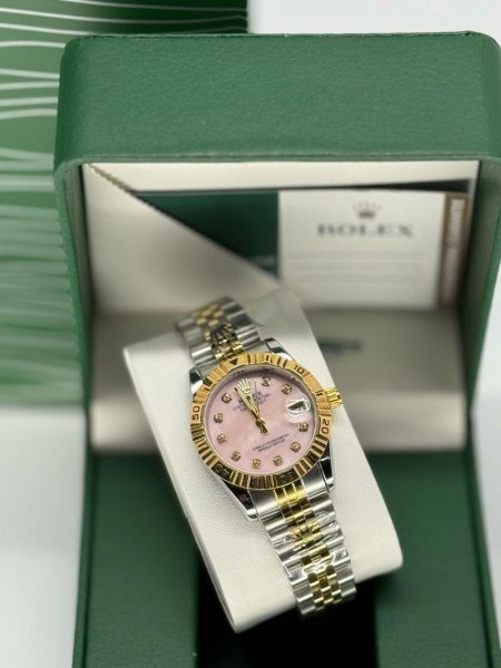 ساعة Rolex للصبايا